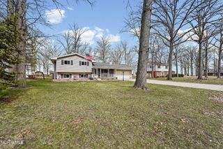 26931 W Woodland Court, Millbury, OH 43447