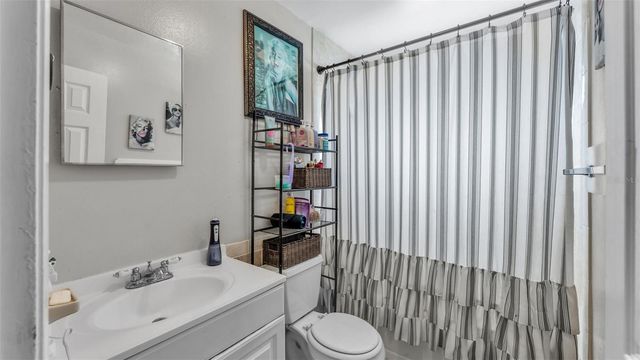 860 CHARMIL AVENUE, Lake Alfred, FL 33850