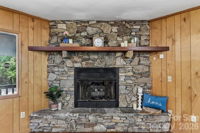 267 Caldwell Drive, Maggie Valley, NC 28751