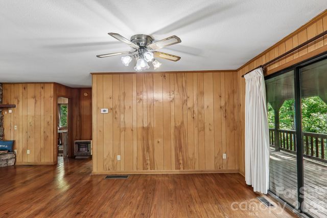 267 Caldwell Drive, Maggie Valley, NC 28751