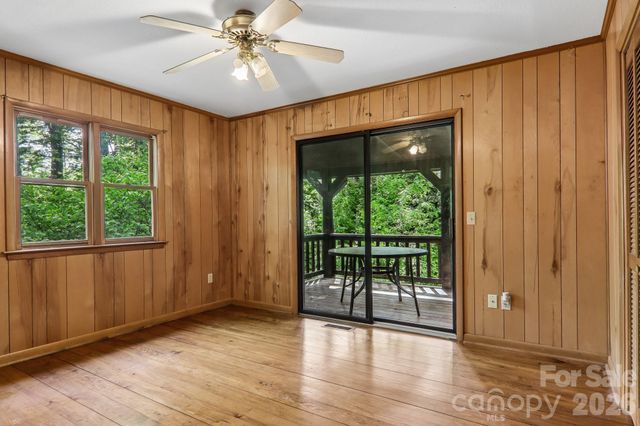 267 Caldwell Drive, Maggie Valley, NC 28751