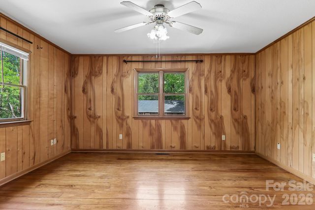 267 Caldwell Drive, Maggie Valley, NC 28751