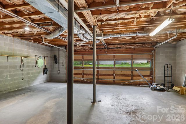 267 Caldwell Drive, Maggie Valley, NC 28751