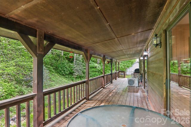 267 Caldwell Drive, Maggie Valley, NC 28751