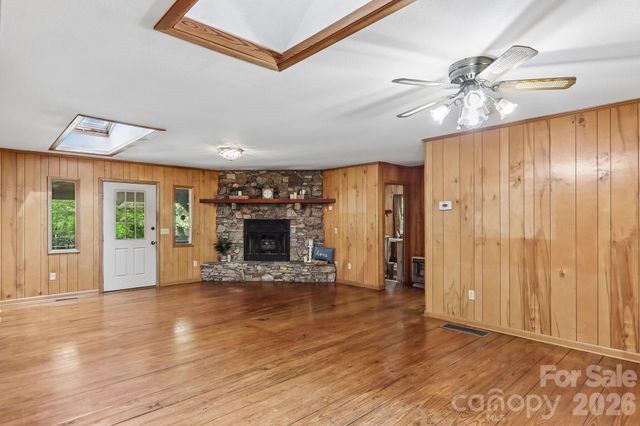 267 Caldwell Drive, Maggie Valley, NC 28751