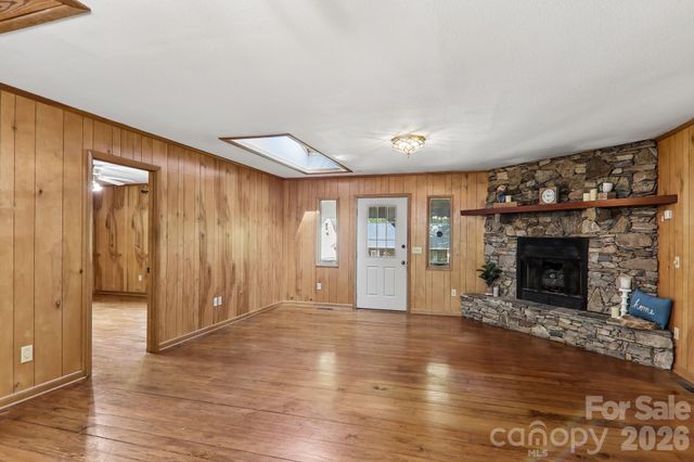 267 Caldwell Drive, Maggie Valley, NC 28751