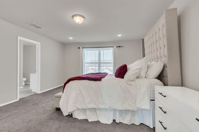 2000 Sun Star Drive, Haslet, TX 76052