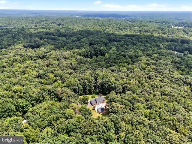 124 FAWN HILLS DR, Fredericksburg, VA 22407