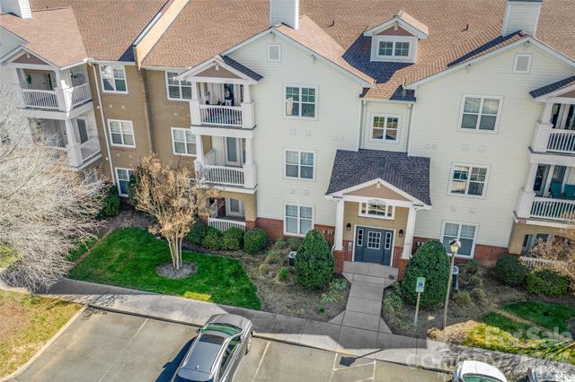 16439 Golden River Lane, Charlotte, NC 28277