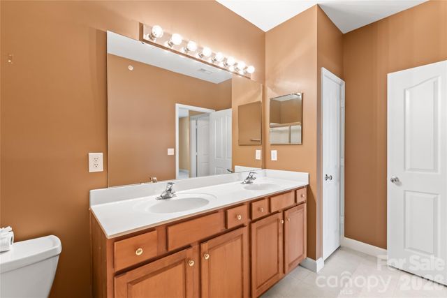 16439 Golden River Lane, Charlotte, NC 28277