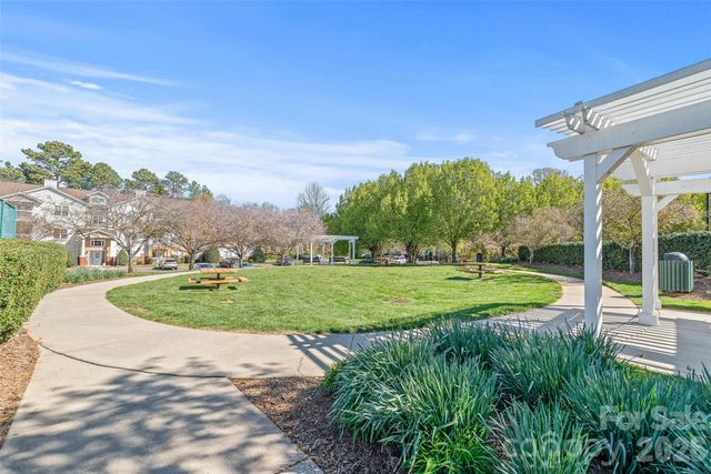 16439 Golden River Lane, Charlotte, NC 28277