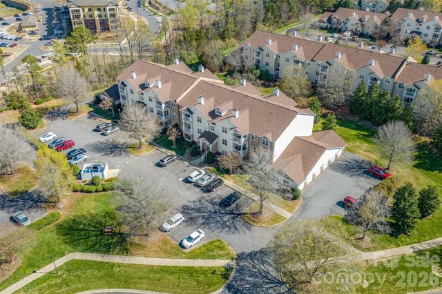 16439 Golden River Lane, Charlotte, NC 28277