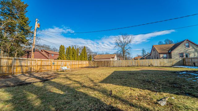 2627 Clough Avenue, Highland, IN 46322