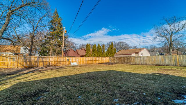 2627 Clough Avenue, Highland, IN 46322