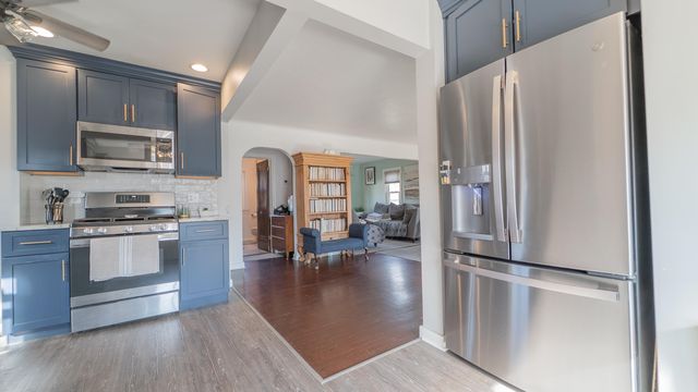 2627 Clough Avenue, Highland, IN 46322