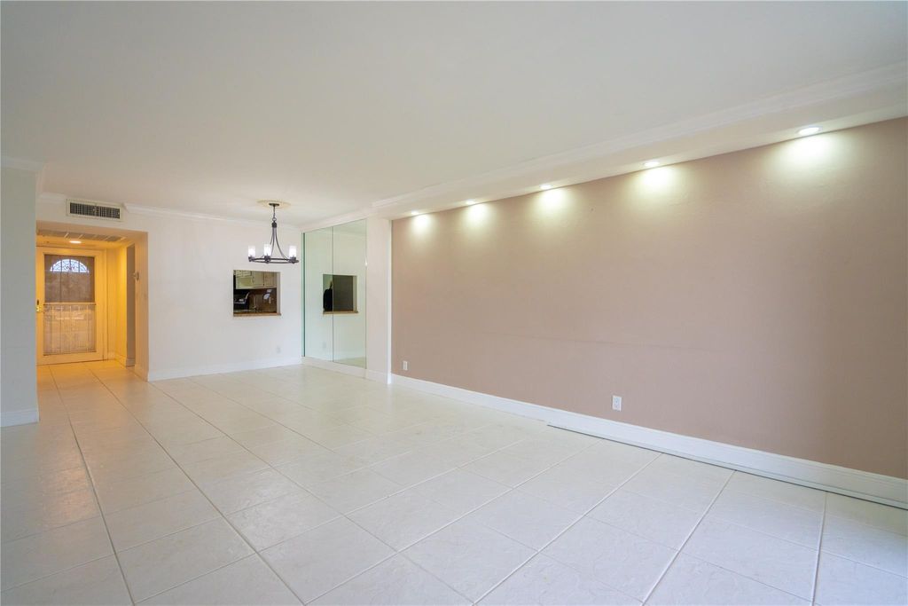 4500 N Federal Hwy 344E, Lighthouse Point, FL 33064