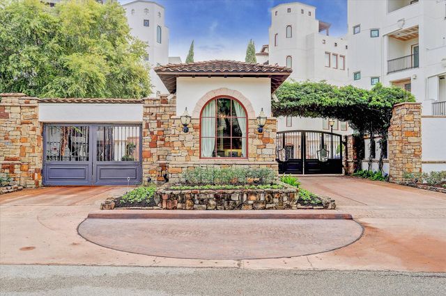 5213 Feagan Street A, Houston, TX 77007