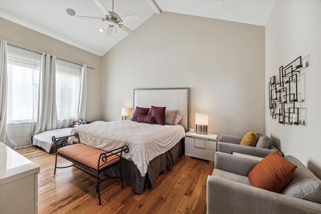 5213 Feagan Street A, Houston, TX 77007