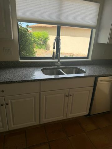 10403 Schenley Park Drive NE, Albuquerque, NM 87123