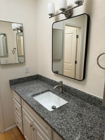 10403 Schenley Park Drive NE, Albuquerque, NM 87123