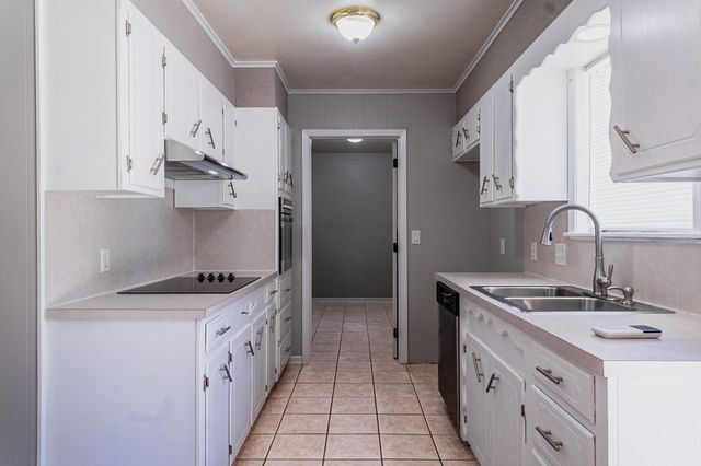 2150 Waymon Street, Shreveport, LA 71118