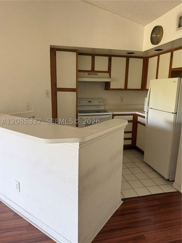 437 Vista Isles Dr, 2223, Sunrise, FL 33325