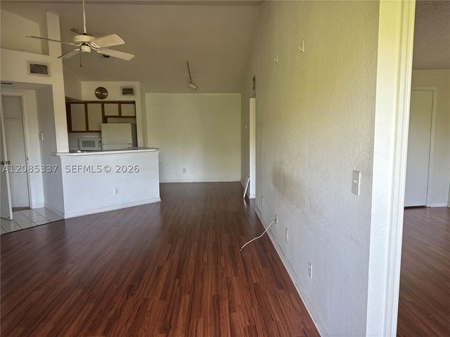 437 Vista Isles Dr, 2223, Sunrise, FL 33325