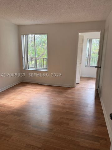 437 Vista Isles Dr, 2223, Sunrise, FL 33325