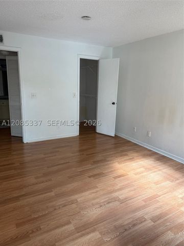 437 Vista Isles Dr, 2223, Sunrise, FL 33325