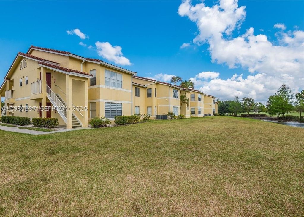 437 Vista Isles Dr, 2223, Sunrise, FL 33325