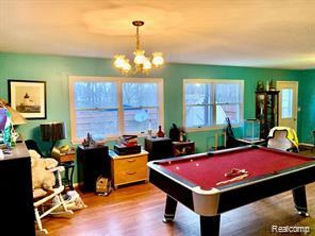 2190 Goddard Road, Lincoln Park, MI 48146