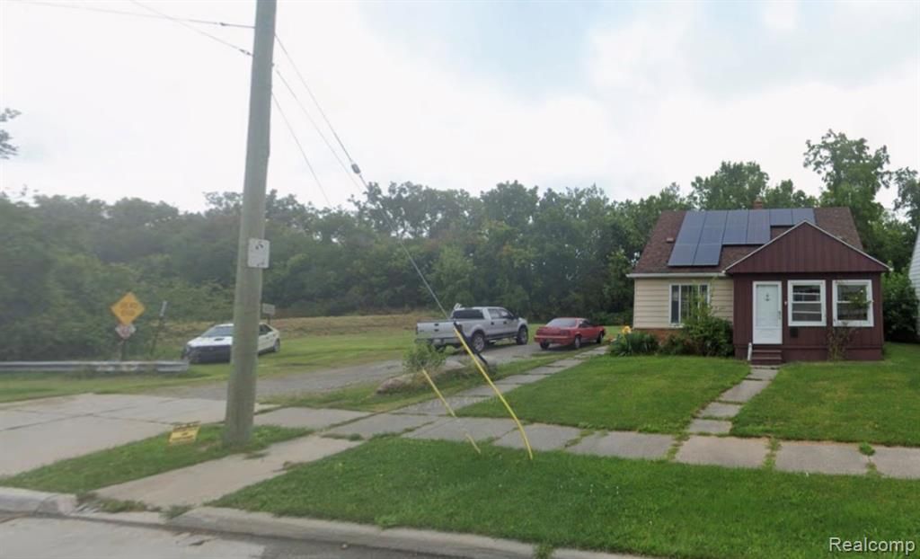 2190 Goddard Road, Lincoln Park, MI 48146