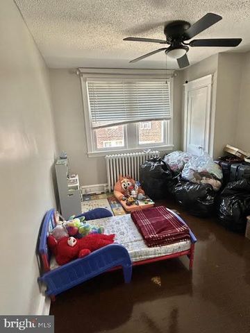 7442 E WALNUT LN, Philadelphia, PA 19138