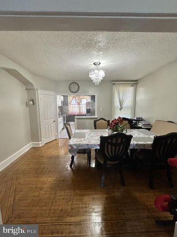 7442 E WALNUT LN, Philadelphia, PA 19138