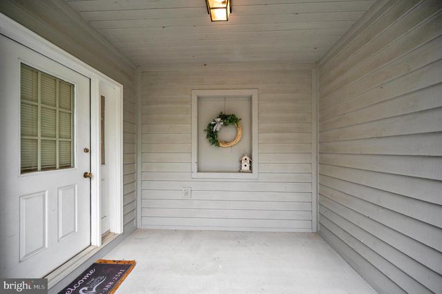 141 LARKSPUR LN, Locust Grove, VA 22508