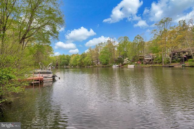141 LARKSPUR LN, Locust Grove, VA 22508