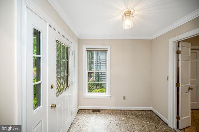 141 LARKSPUR LN, Locust Grove, VA 22508