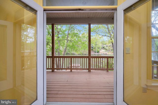 141 LARKSPUR LN, Locust Grove, VA 22508