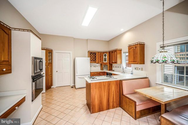 141 LARKSPUR LN, Locust Grove, VA 22508