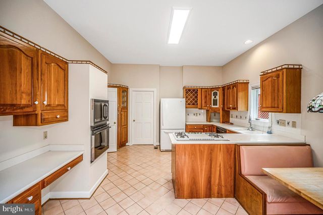 141 LARKSPUR LN, Locust Grove, VA 22508
