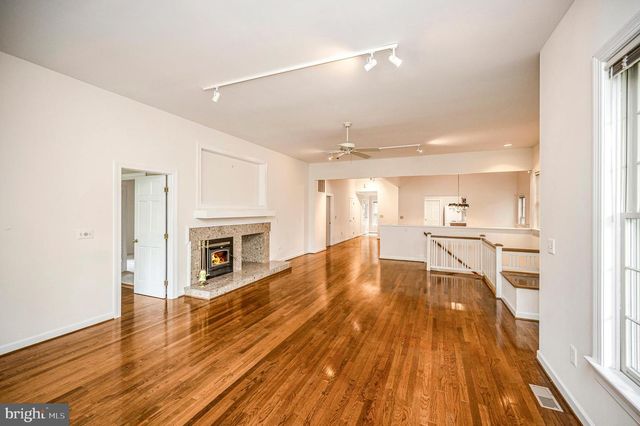 141 LARKSPUR LN, Locust Grove, VA 22508