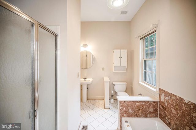 141 LARKSPUR LN, Locust Grove, VA 22508