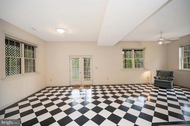 141 LARKSPUR LN, Locust Grove, VA 22508