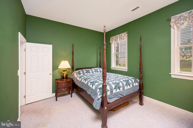 141 LARKSPUR LN, Locust Grove, VA 22508