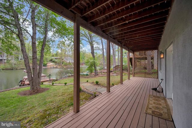 141 LARKSPUR LN, Locust Grove, VA 22508