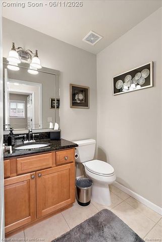 50386 Knightsbridge Drive, Macomb, MI 48044