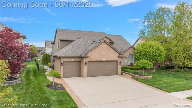 50386 Knightsbridge Drive, Macomb, MI 48044