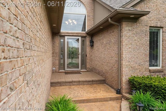 50386 Knightsbridge Drive, Macomb, MI 48044