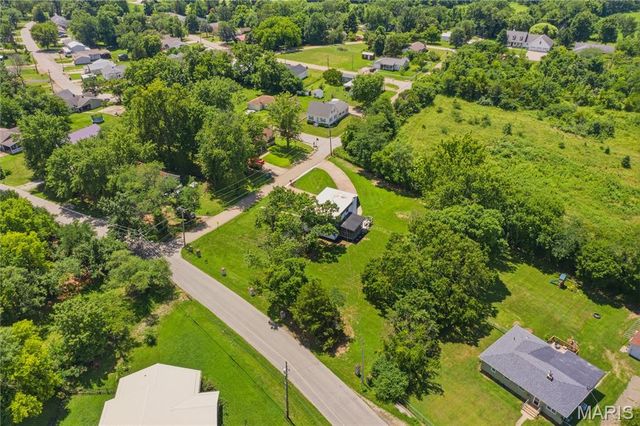 301 Sunset Lane, Potosi, MO 63664