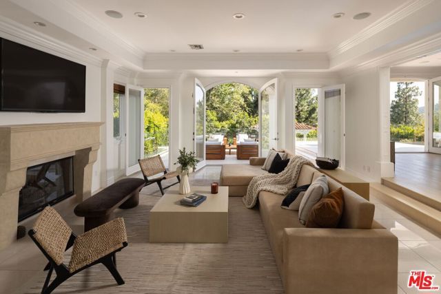 11730 Stonehenge Lane, Los Angeles, CA 90077